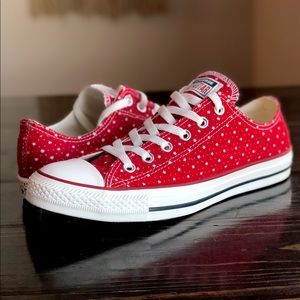 Converse All Star Chuck Taylor low cut sneakers